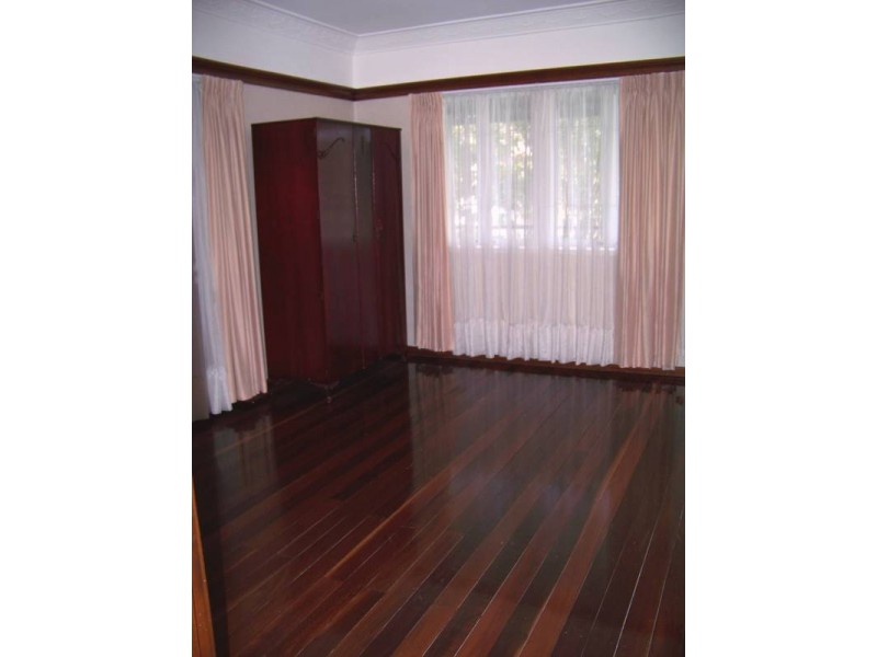 15 Arrowsmith Street, Carina QLD 4152