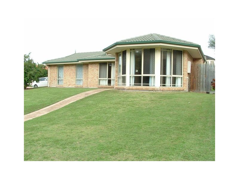 3 Kauri Street, Carindale QLD 4152