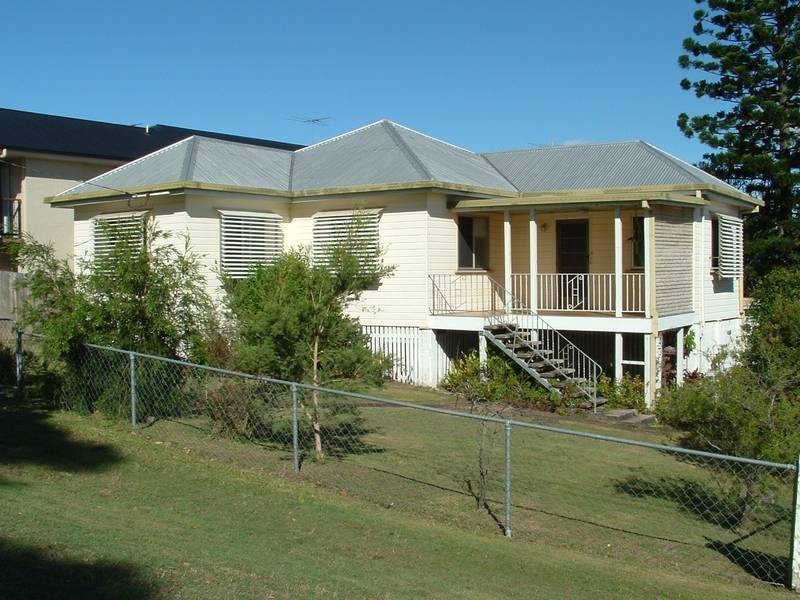 25 Brisbane Ave, Camp Hill QLD 4152