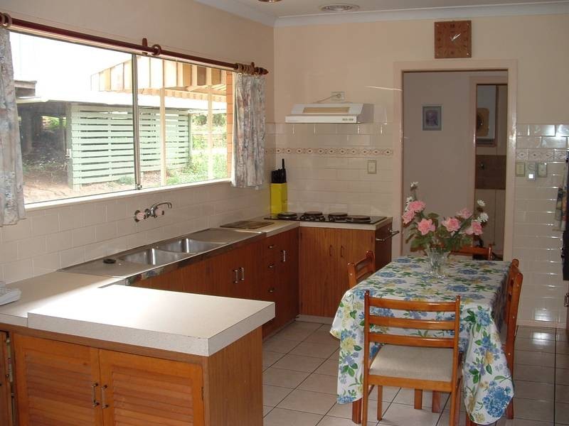 8 Gilwell Street, Carina QLD 4152