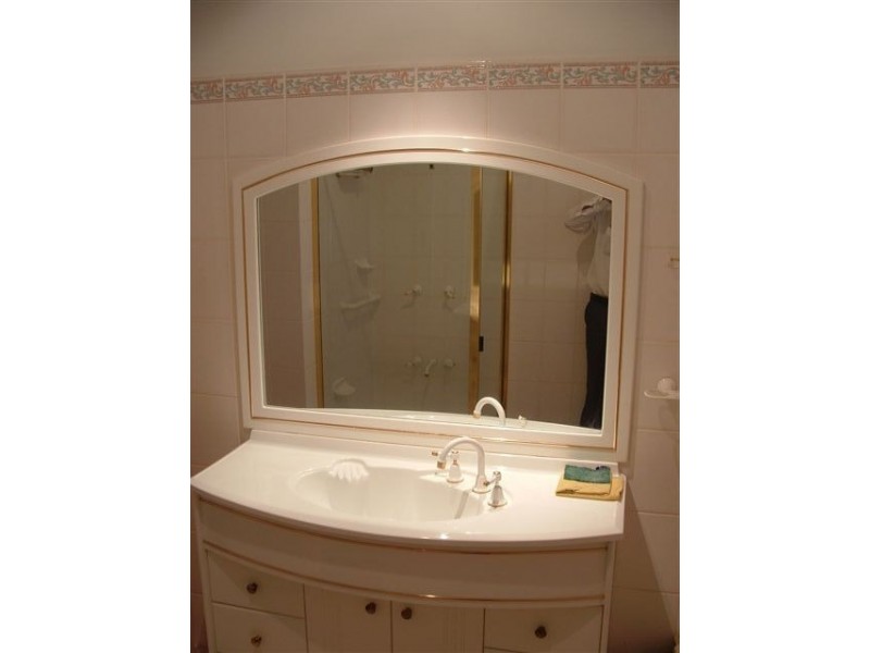 8 Gilwell Street, Carina QLD 4152