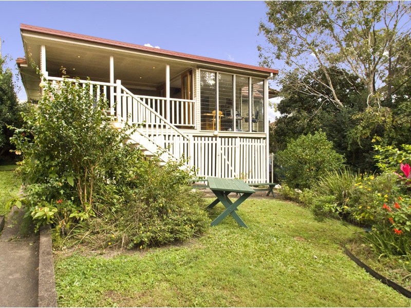 14 Solar Street, Coorparoo QLD 4151