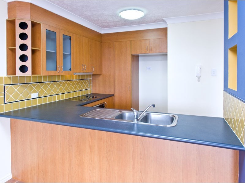 2/17-19 Rialto Street, Coorparoo QLD 4151