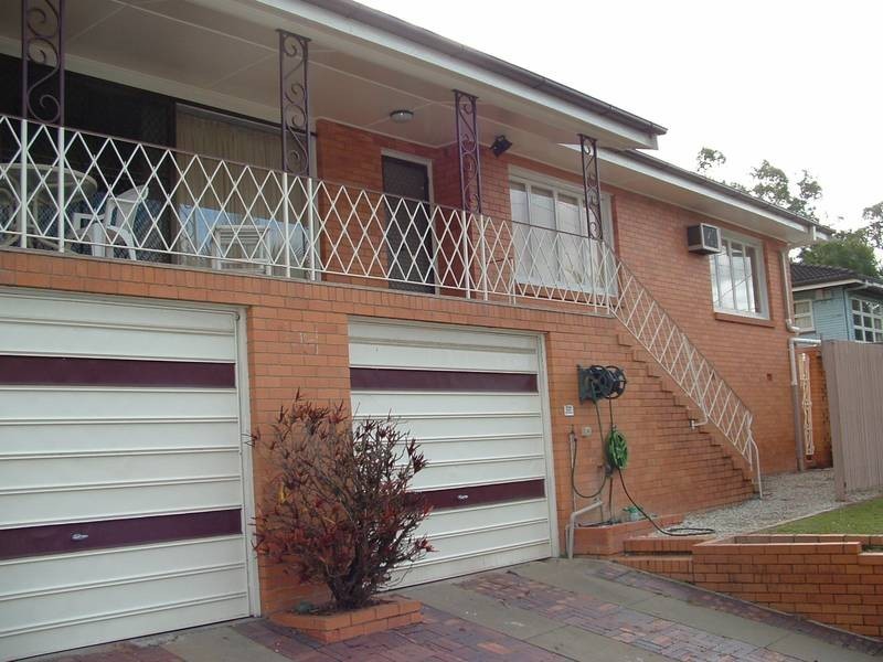 8 Gilwell Street, Carina QLD 4152