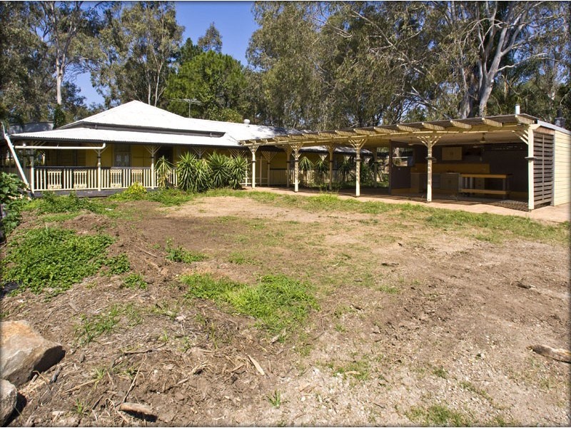 1398 Old Cleveland Road, Belmont QLD 4153