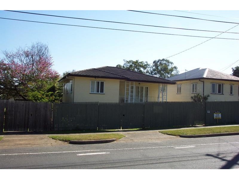 1488 Creek Road, Carina QLD 4152