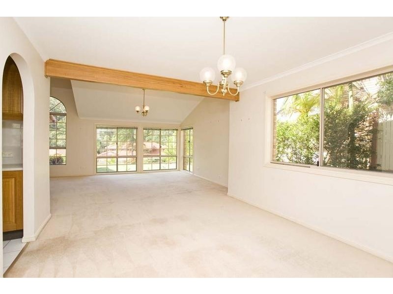 12 Wisteria Crescent, Mount Gravatt East QLD 4122