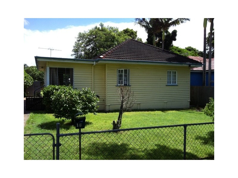 18 Blackwood Road, Manly West QLD 4179