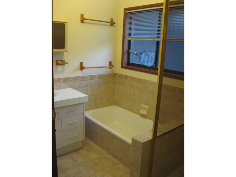 349 Winstanley Street, Carindale QLD 4152