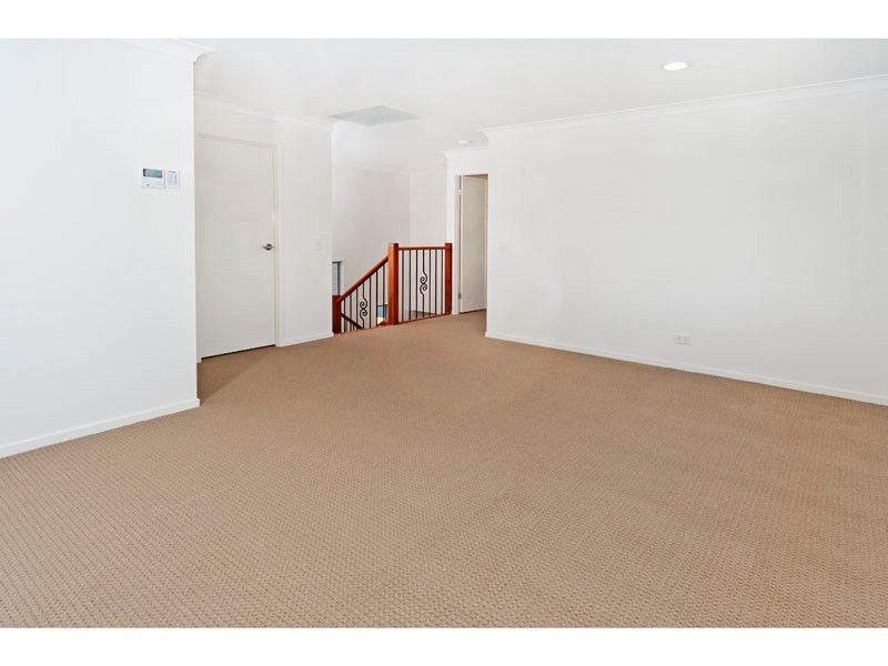 33 A Long Street, Camp Hill QLD 4152