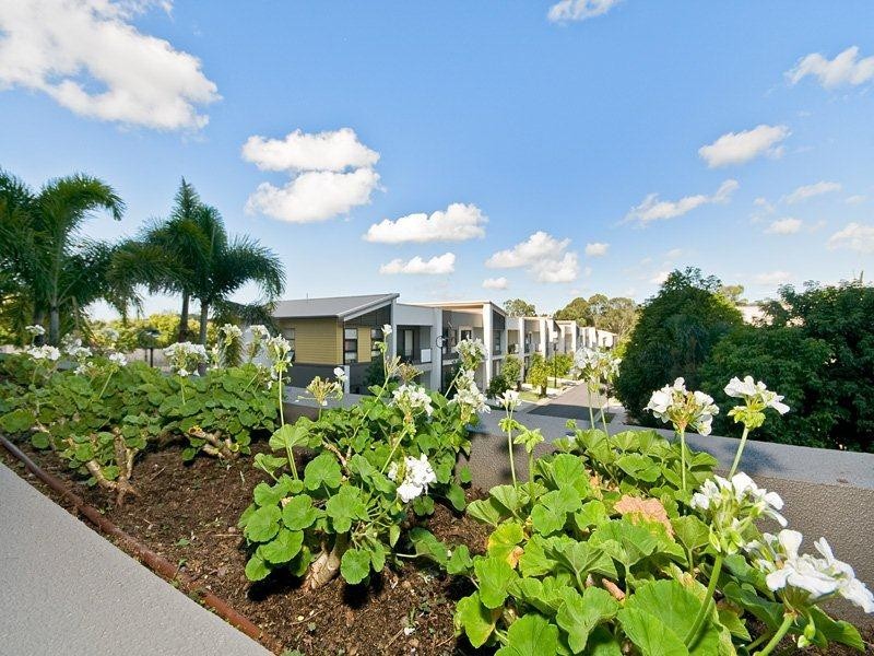 1105/16 Surbiton Court, Carindale QLD 4152