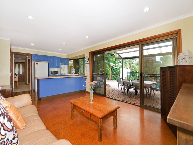 44 Donnington Street, Carindale QLD 4152