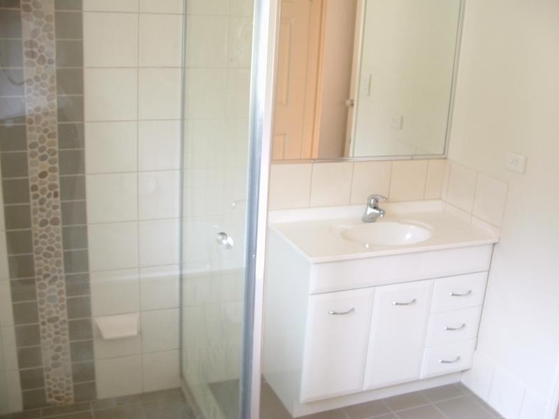 1/9 Hill Crescent, Carina Heights QLD 4152