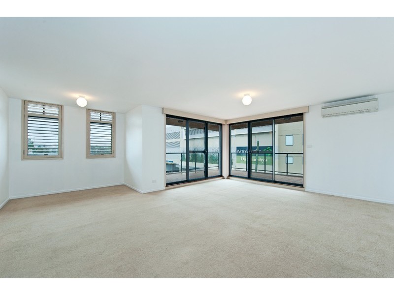 202/4 Ravenshaw Street, Newcastle West NSW 2302