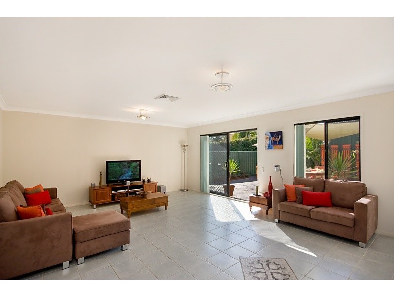 53 Cottonwood Chase, Fletcher NSW 2287