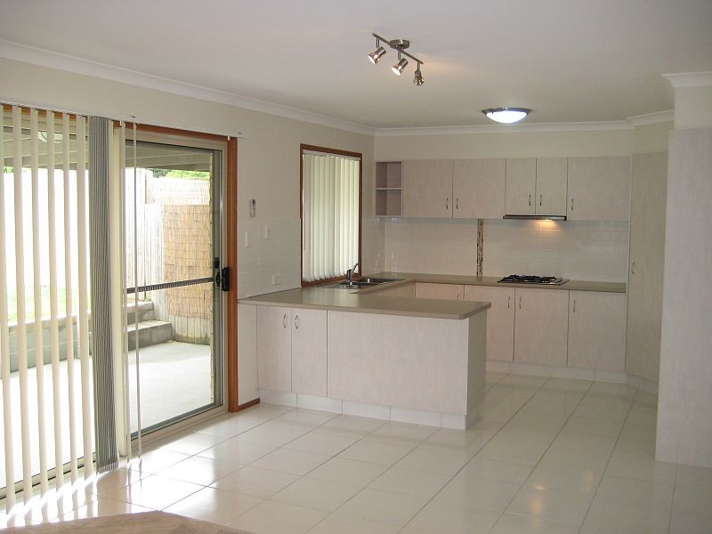 2/58 Blossom Street, Pimpama QLD 4209