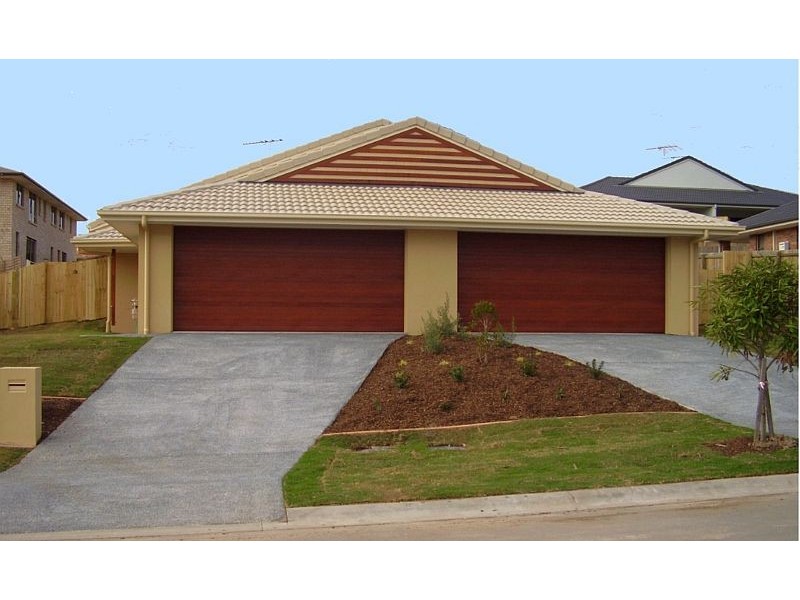 2/24 Cranberrie Cres, Pimpama QLD 4209