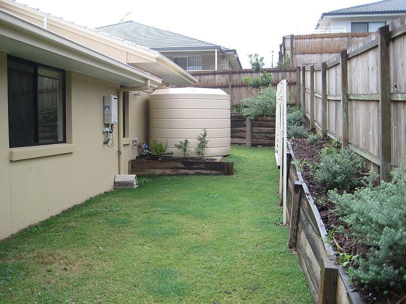 2/24 Cranberrie Cres, Pimpama QLD 4209
