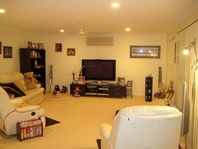42 Forest-Oak Drive, Upper Coomera QLD 4209