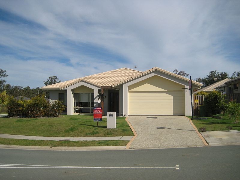 2 REDBAY St, Upper Coomera QLD 4209
