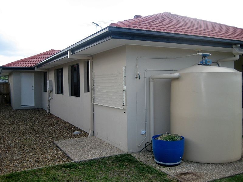 5 Cranberrie Cres, Pimpama QLD 4209