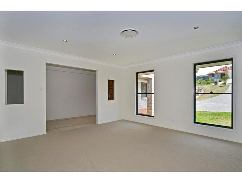 31 Sundew Cres, Upper Coomera QLD 4209
