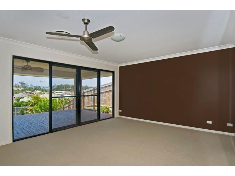 31 Sundew Cres, Upper Coomera QLD 4209