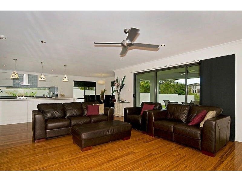 7 First Light Crt, Coomera QLD 4209