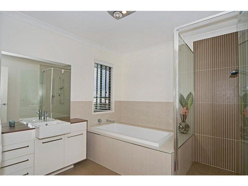7 First Light Crt, Coomera QLD 4209