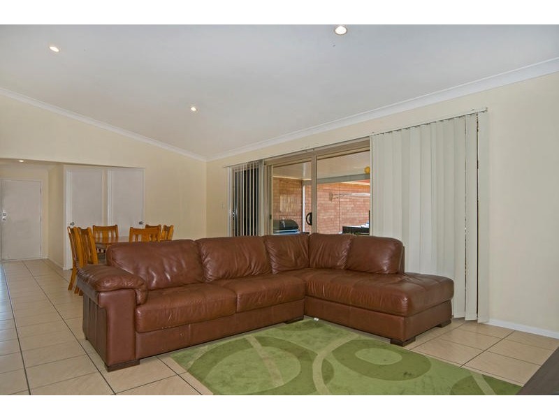 1 Kaizlee Crescent, Upper Coomera QLD 4209