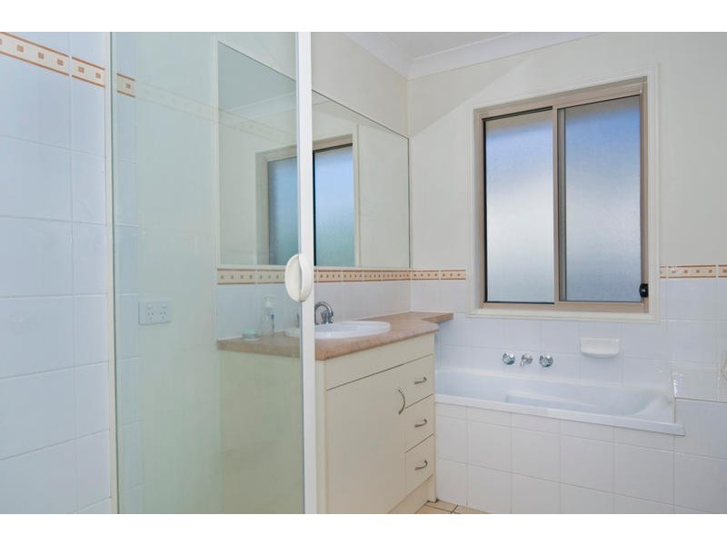 1 Kaizlee Crescent, Upper Coomera QLD 4209