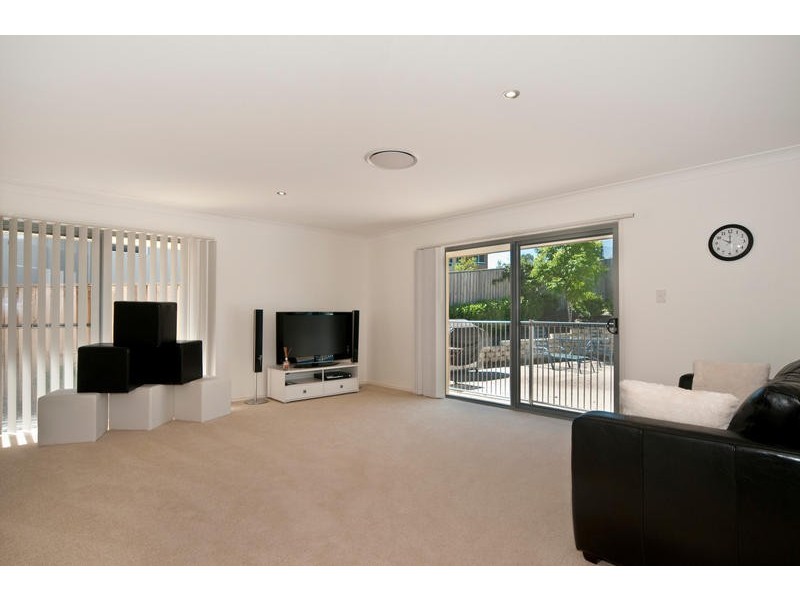 8 Boambillee Dve, Coomera QLD 4209