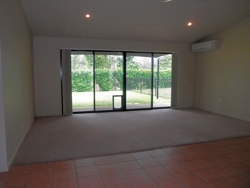 14 Ferngrove Ave, Upper Coomera QLD 4209
