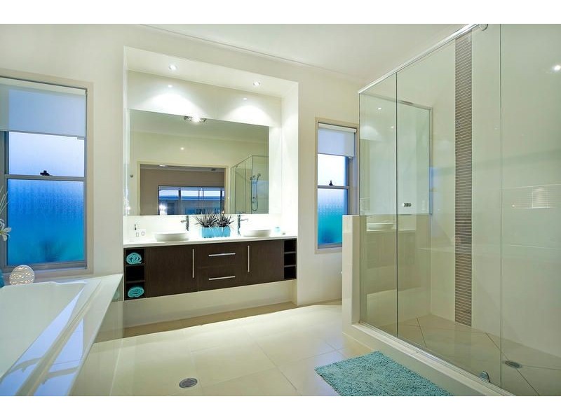 5 Infinity Court, Coomera QLD 4209