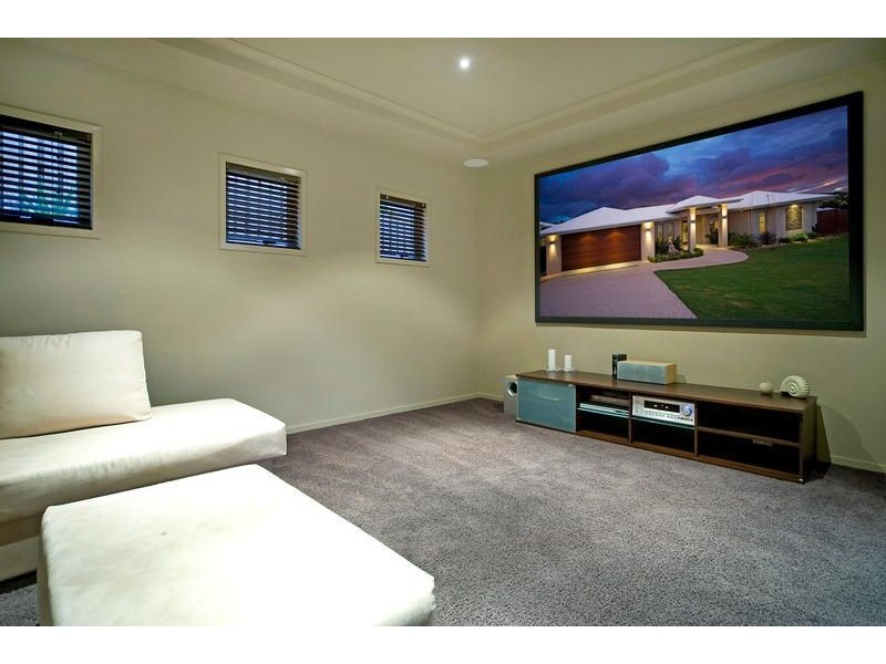 5 Infinity Court, Coomera QLD 4209