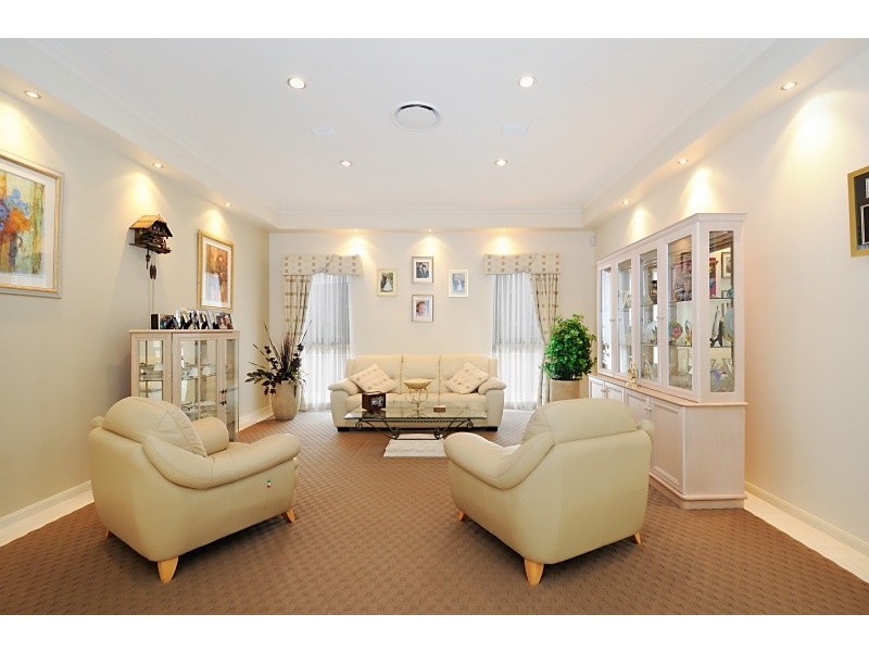 10 Oceanblue Rise, Upper Coomera QLD 4209