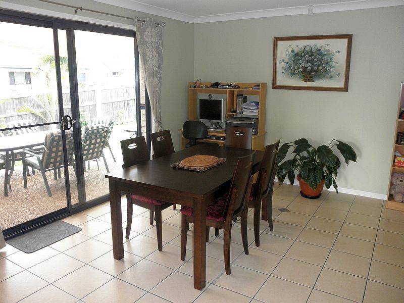 24 Bushgum Dr, Upper Coomera QLD 4209