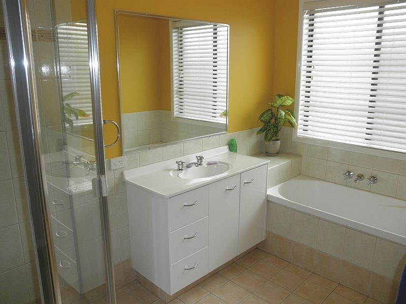 24 Bushgum Dr, Upper Coomera QLD 4209