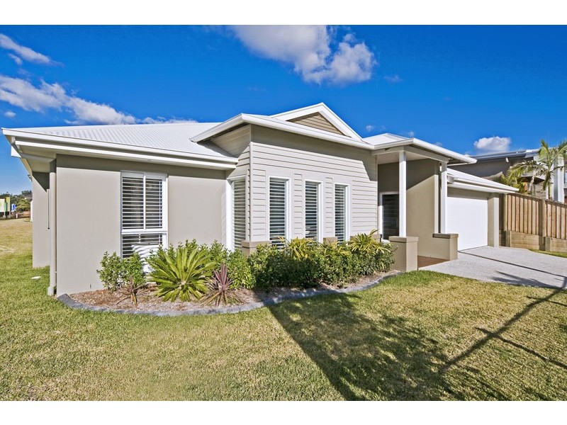 2 Cabriolet Ct, Upper Coomera QLD 4209