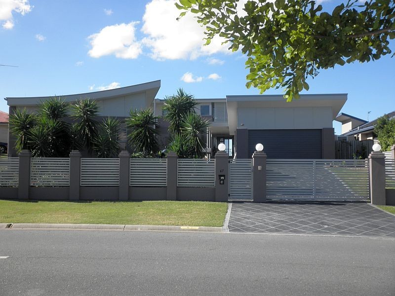 67 Midway Terrace, Pacific Pines QLD 4211