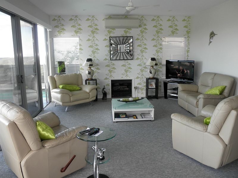 67 Midway Terrace, Pacific Pines QLD 4211