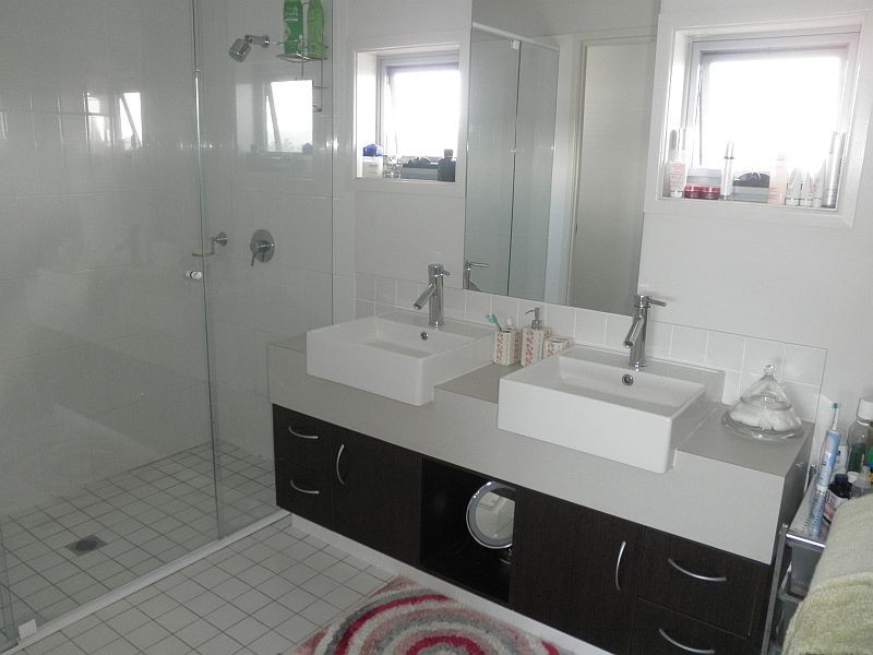 67 Midway Terrace, Pacific Pines QLD 4211