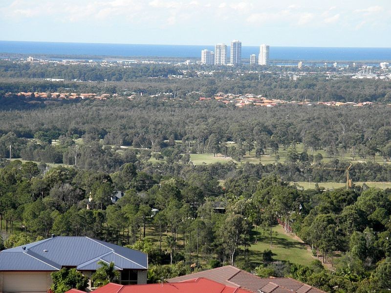 67 Midway Terrace, Pacific Pines QLD 4211