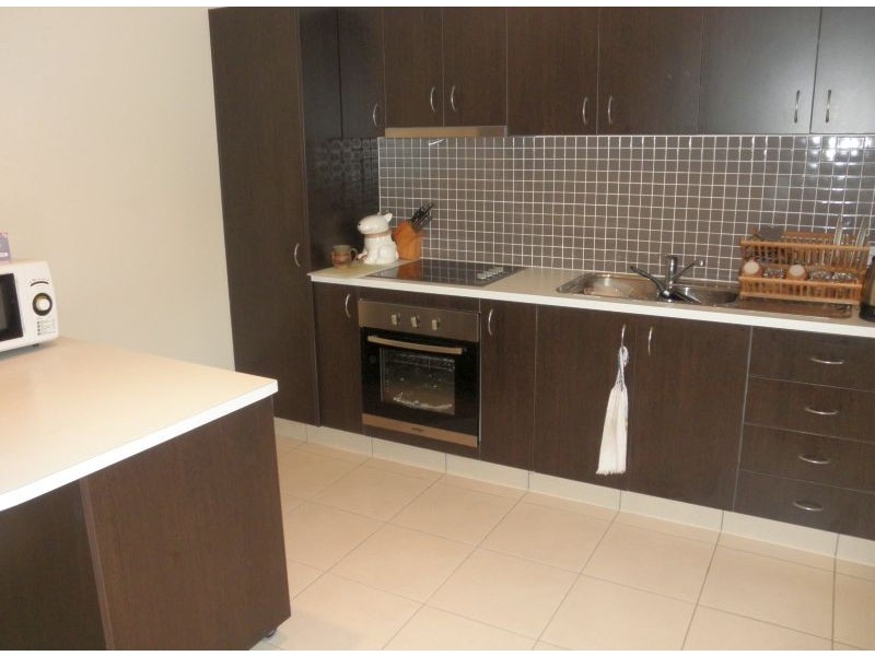 4 Bidmead Cct, Pimpama QLD 4209