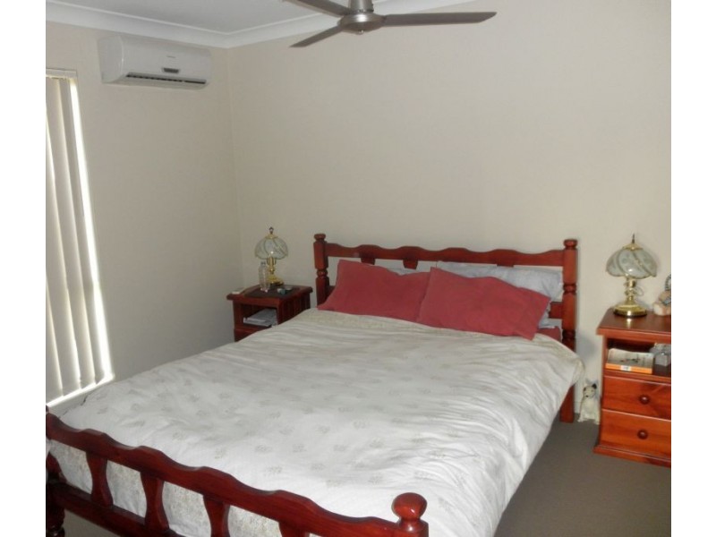 4 Bidmead Cct, Pimpama QLD 4209