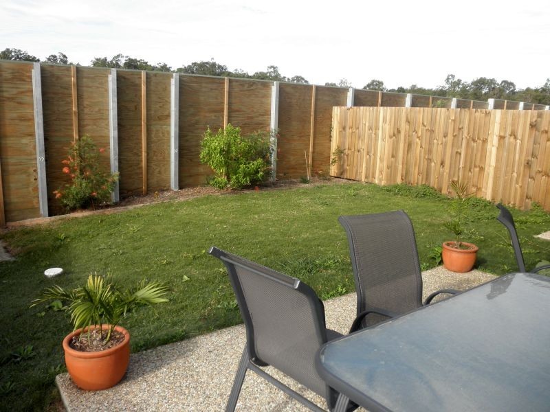 4 Bidmead Cct, Pimpama QLD 4209