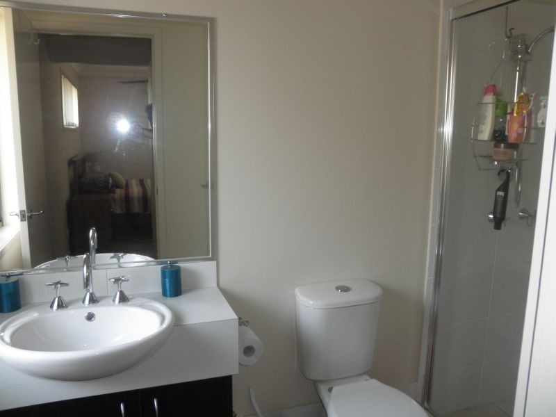 4 Bidmead Cct, Pimpama QLD 4209