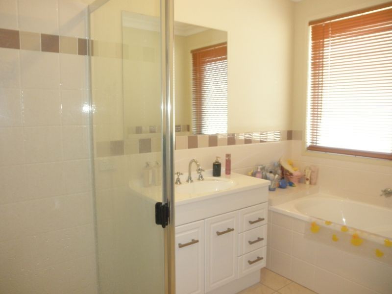 30 Glentree Ave, Upper Coomera QLD 4209