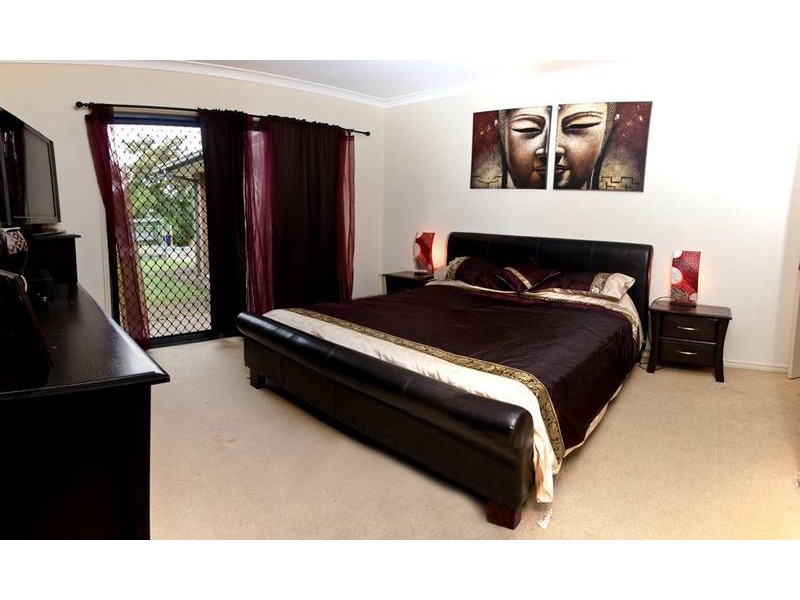 112 River Meadows Dr, Upper Coomera QLD 4209