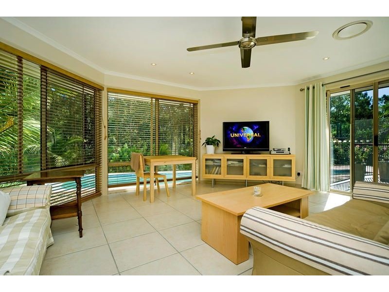10 Helsal Court, Coomera QLD 4209